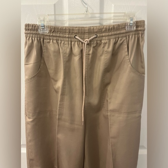 Emerald Club size medium tan elastic tie waist pants - Picture 1 of 7